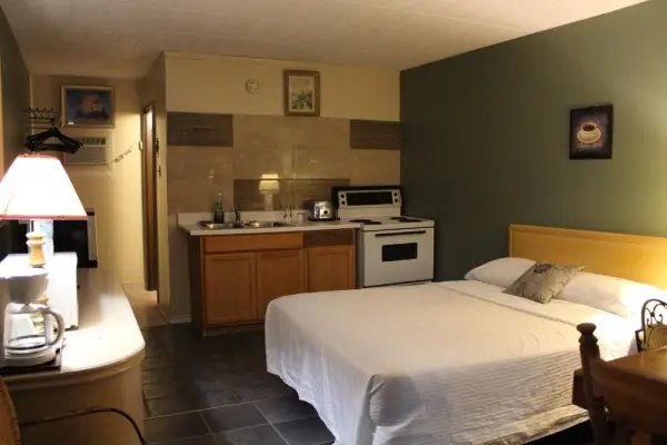 Ritz Inn Niagara 8